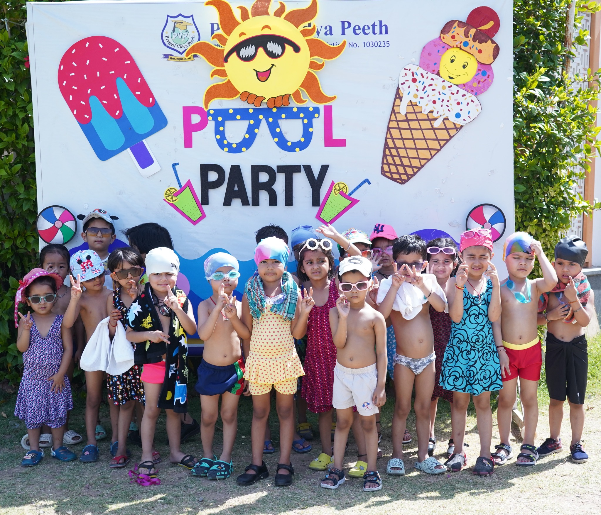 Lkg students pool party