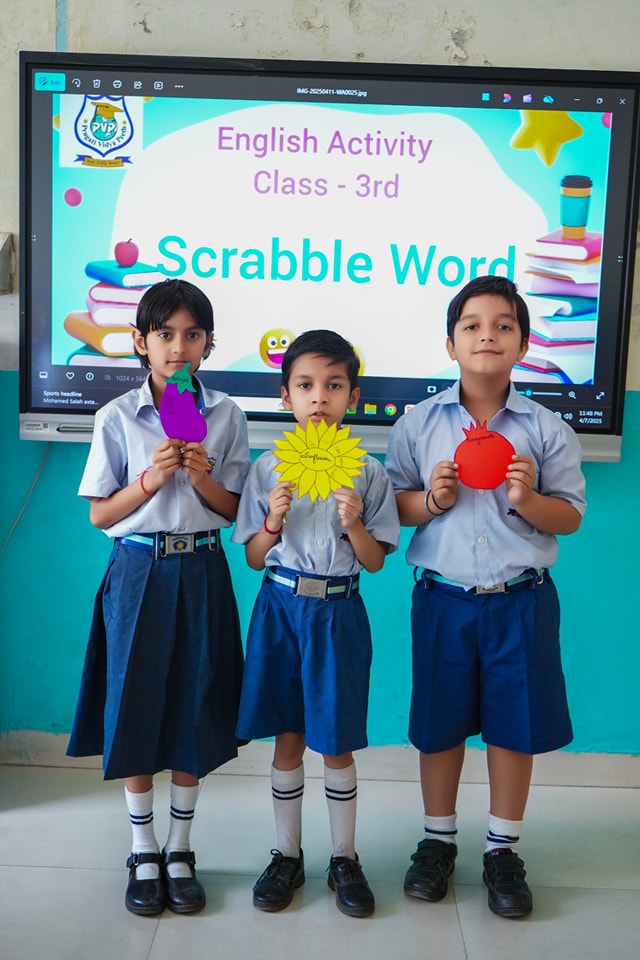 Our students had a blast on Bagless Day with exciting, hands-on activities